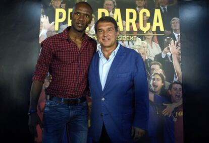 Laporta presenta a Abidal como su director deportivo si gana las elecciones.