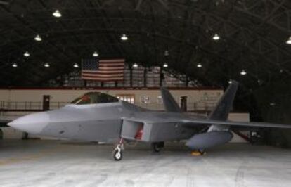 Un caza estadounidense F-22, en la base surcoreana de Osan, en 2010.