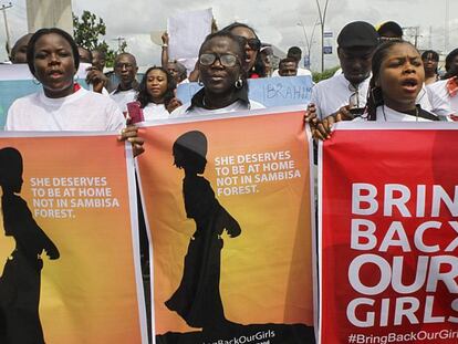 Manifestaci&oacute;n en Nigeria tras el secuestro de m&aacute;s de 200 ni&ntilde;as por la milicia radical isl&aacute;mica Boko Haram.