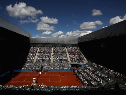 Panorámica de la pista central de la Caja Mágica de Madrid.