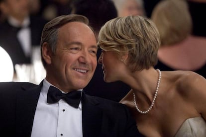 Kevin Spacey junto a Robin Wright como Frank y Claire Underwood en 'House of Cards'.