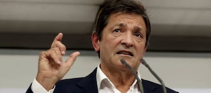 Javier Fernandez, presidente de la Comision Gestora del PSOE.
