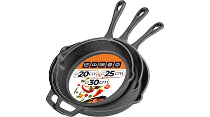 Juego de sartenes de hierro fundido.