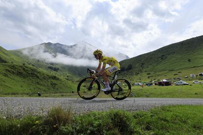 Tadej Pogacar, durante la etapa de este sábado, la primera en los Pirineos del presente Tour de Francia.