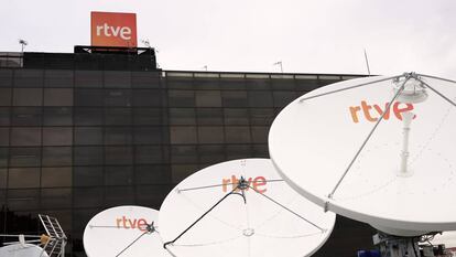 Antenas parabólicas en la sede de RTVE.