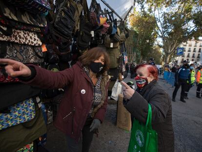 Madrid’s El Rastro market on Sunday after being closed since mid-March.