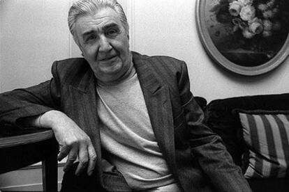 El escritor y periodista de EL PAÍS Eduardo Haro Tecglen, nació en Pozuelo de Alarcón (Madrid) en 1924.