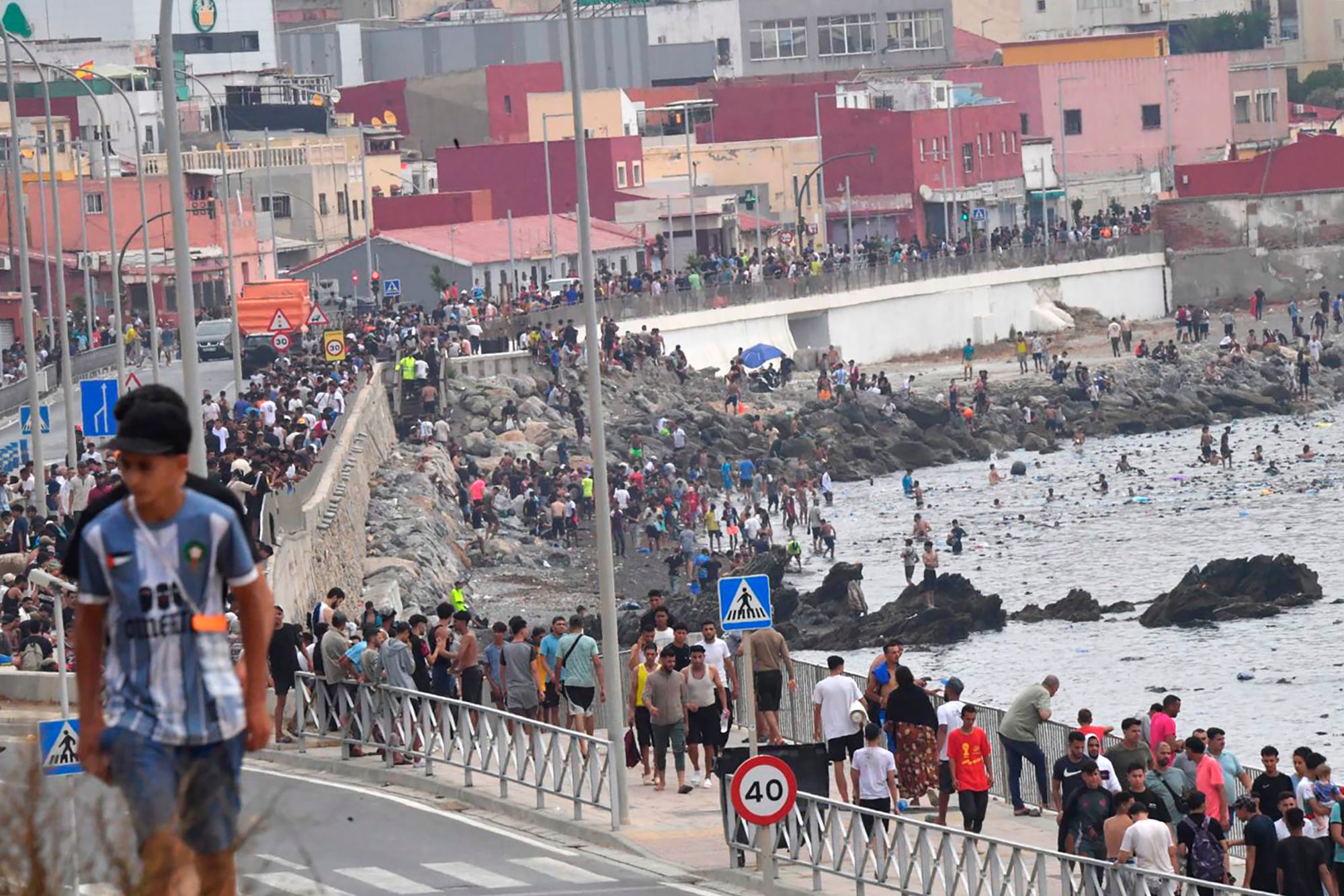 La crisis migratoria en Ceuta, en imágenes