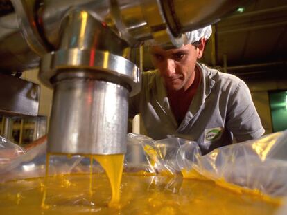 Fábrica de zumo de naranja de Cargill en Brasil.