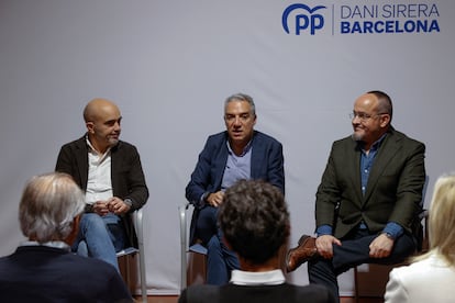 Daniel Sirera, Elías Bendodo y Alejandro Fernández, este viernes en Barcelona.