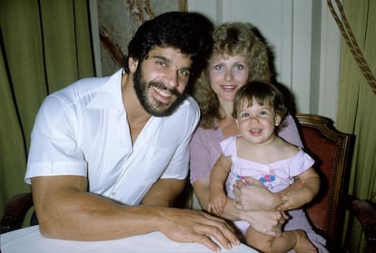 Lou Ferrigno, su esposa Carla y su hija Shanna, en 1982.