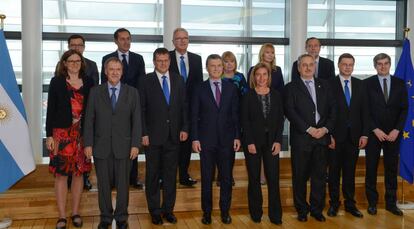 Mauricio Macri y la comitiva argentina en la Comisión Europea
