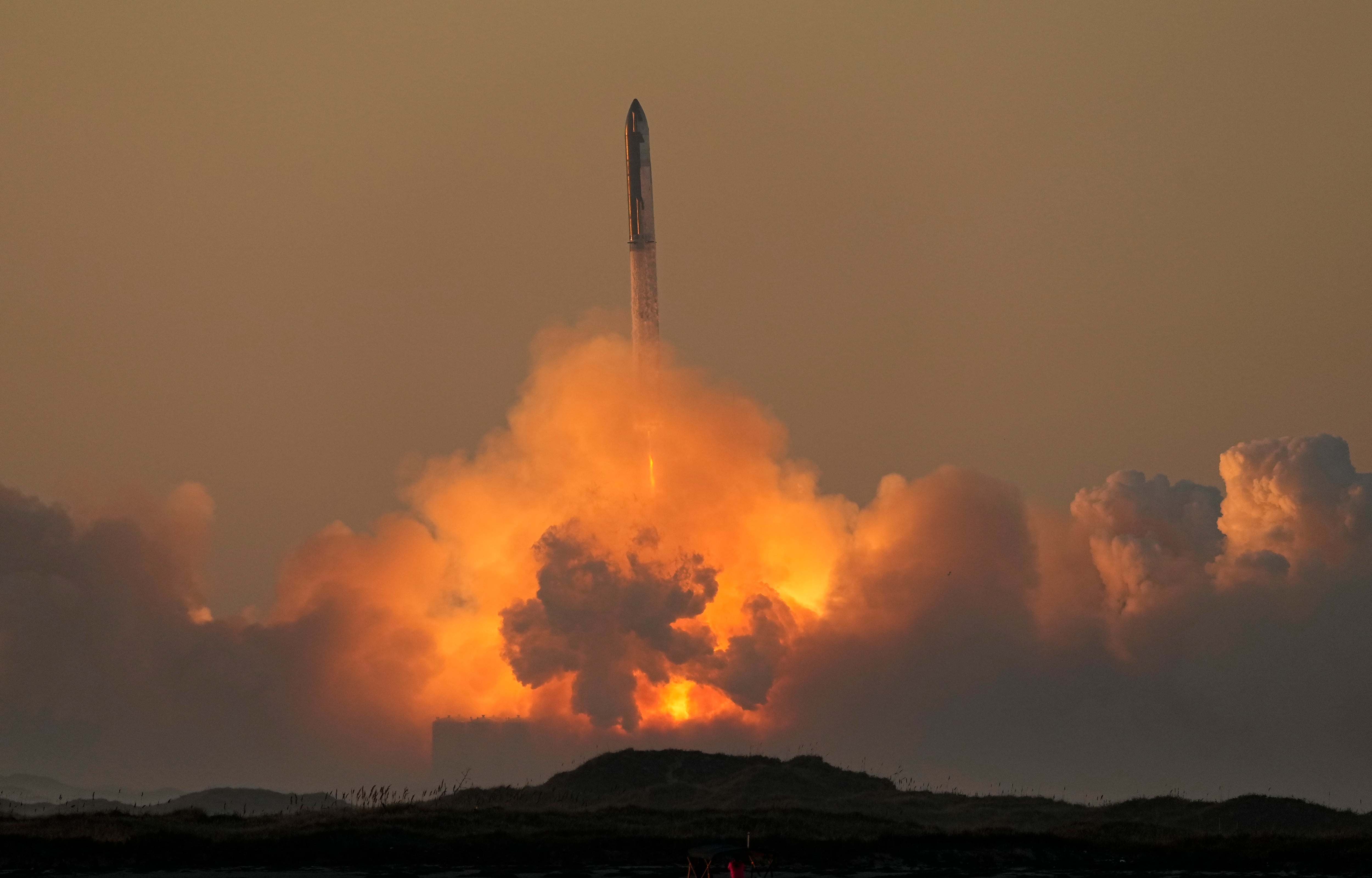 Los cuatro aliados de Musk que están a punto de convertirse en multimillonarios con la salida a Bolsa de SpaceX 