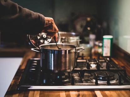 A man preparing dinner