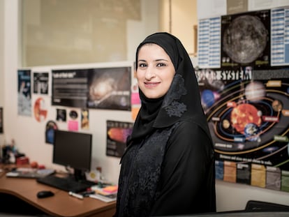 Sarah Al Amiri, presidenta da Agência Espacial do país e ministra de Ciências Avançadas.