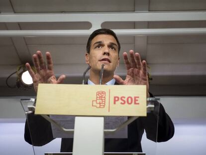 Pedro Sánchez explica sua proposta de convocar primárias e o congresso do PSOE.