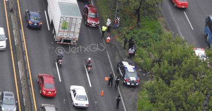 Imagen del suceso en la autopista México-Querétaro.