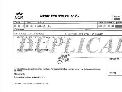 Cospedal transfiere por banco un céntimo a La Solana