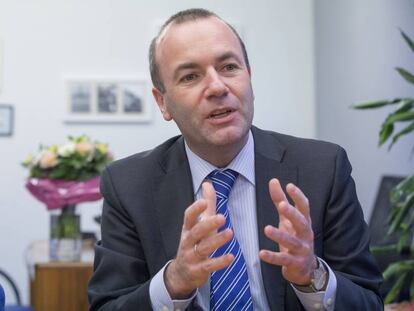 Manfred Weber, líder del Partido Popular Europeo en la Eurocámara, durante una entrevista.