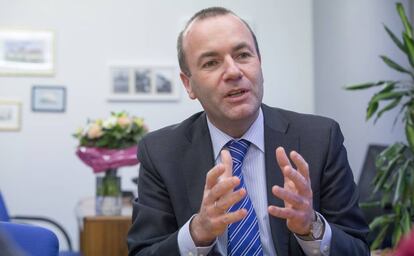 Manfred Weber, líder del Partido Popular Europeo en la Eurocámara, durante una entrevista.