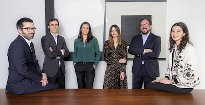 Bastien Gambini (managing director de Klima), Iñigo Echaniz (director de inversiones), Lucille Bonnet (managing director), María Sansigre (directora de inversiones), Manuel Alamillo (director de inversiones) y María Muro-Lara (analista)