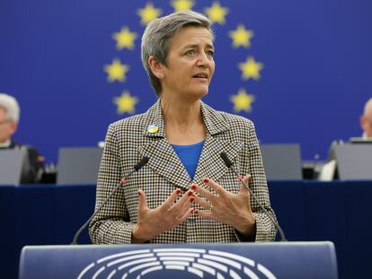 La vicepresidenta de la Comisión Europea, Margrethe Vestager, durante un discurso en el Parlamento Europeo este mes de mayo.