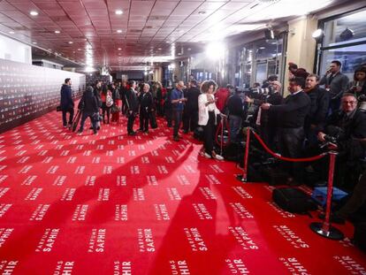 La alfombra roja, el sábado 8 de febrero por la tarde, antes de que empezaran a pisarla los invitados a los Goya.