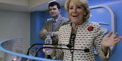 La presidenta del PP de Madrid durante la rueda de prensa de este martes tras la reunión del Comité de Dirección del PP de Madrid.