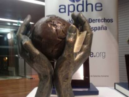 Recuerdo y Dignidad recibe el Premio Derechos Humanos