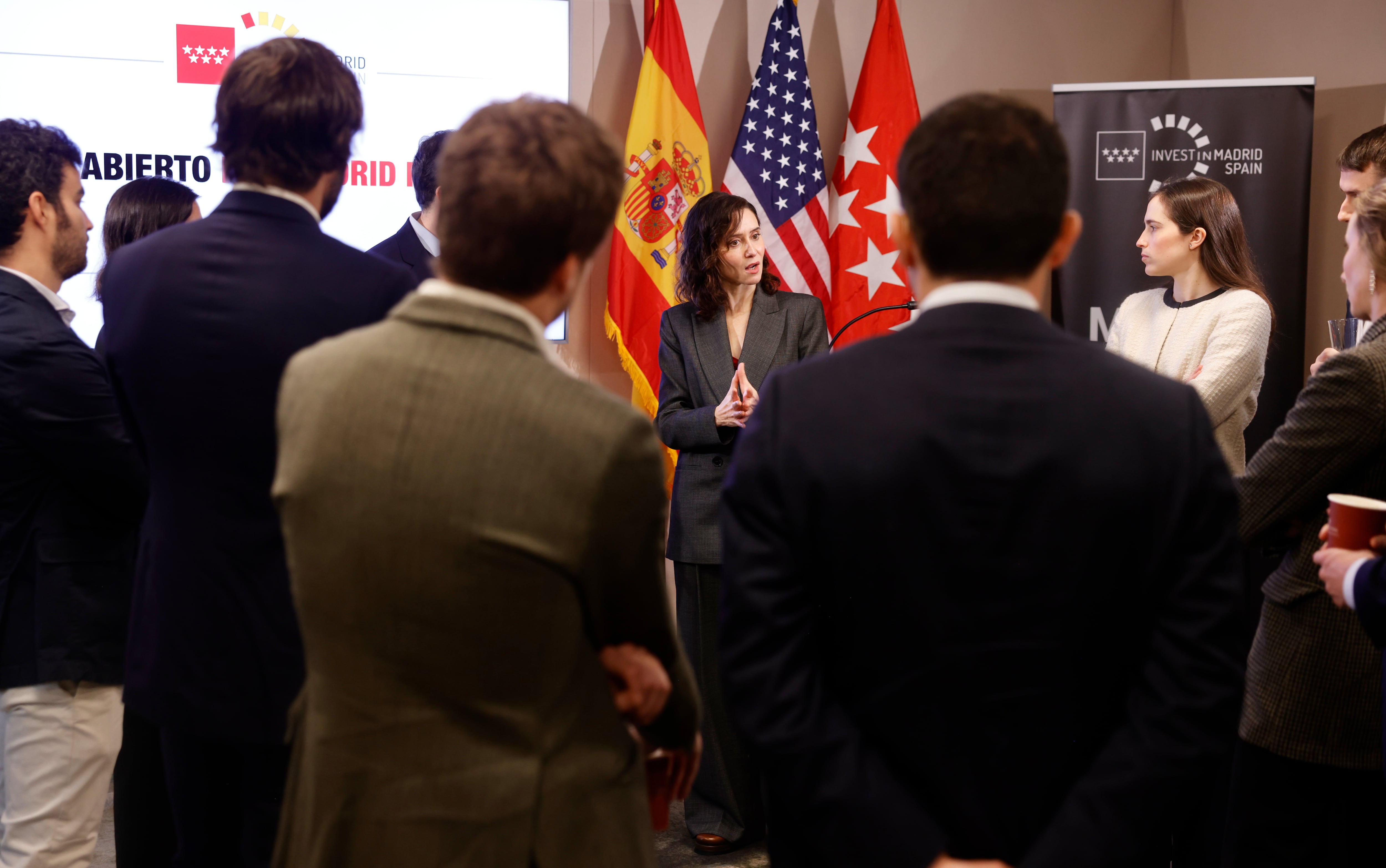 Los 28.000 millones que EE UU invierte en Madrid no se quedan todos en la región, como defiende Ayuso