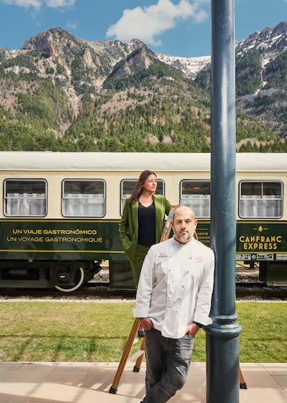 El chef Eduardo Salanova y la directora de sala Ana Acín, creadores de la experiencia gastronómica que se puede disfrutar en Canfranc Express.