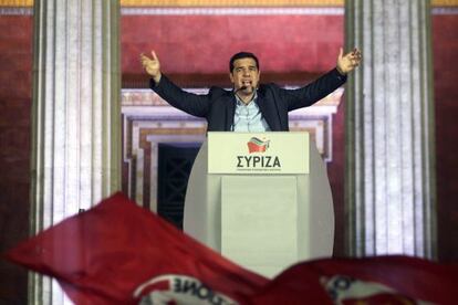 El líder de Syriza, Alexis Tsipras, celebrant la victòria.