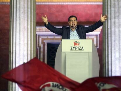 El líder de Syriza, Alexis Tsipras, celebrant la victòria.