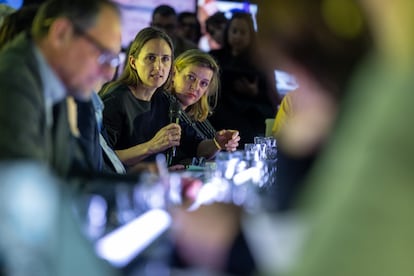 In the engine room of EL PAÍS: this is how the first page is decided | 50th Anniversary