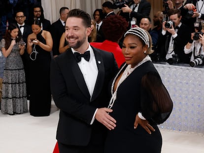 Serena Williams y Alexis Ohanian en la Gala Met de 2023, en Nueva York, evento en el que la extenista anunció que estaba embarazada por segunda vez.
