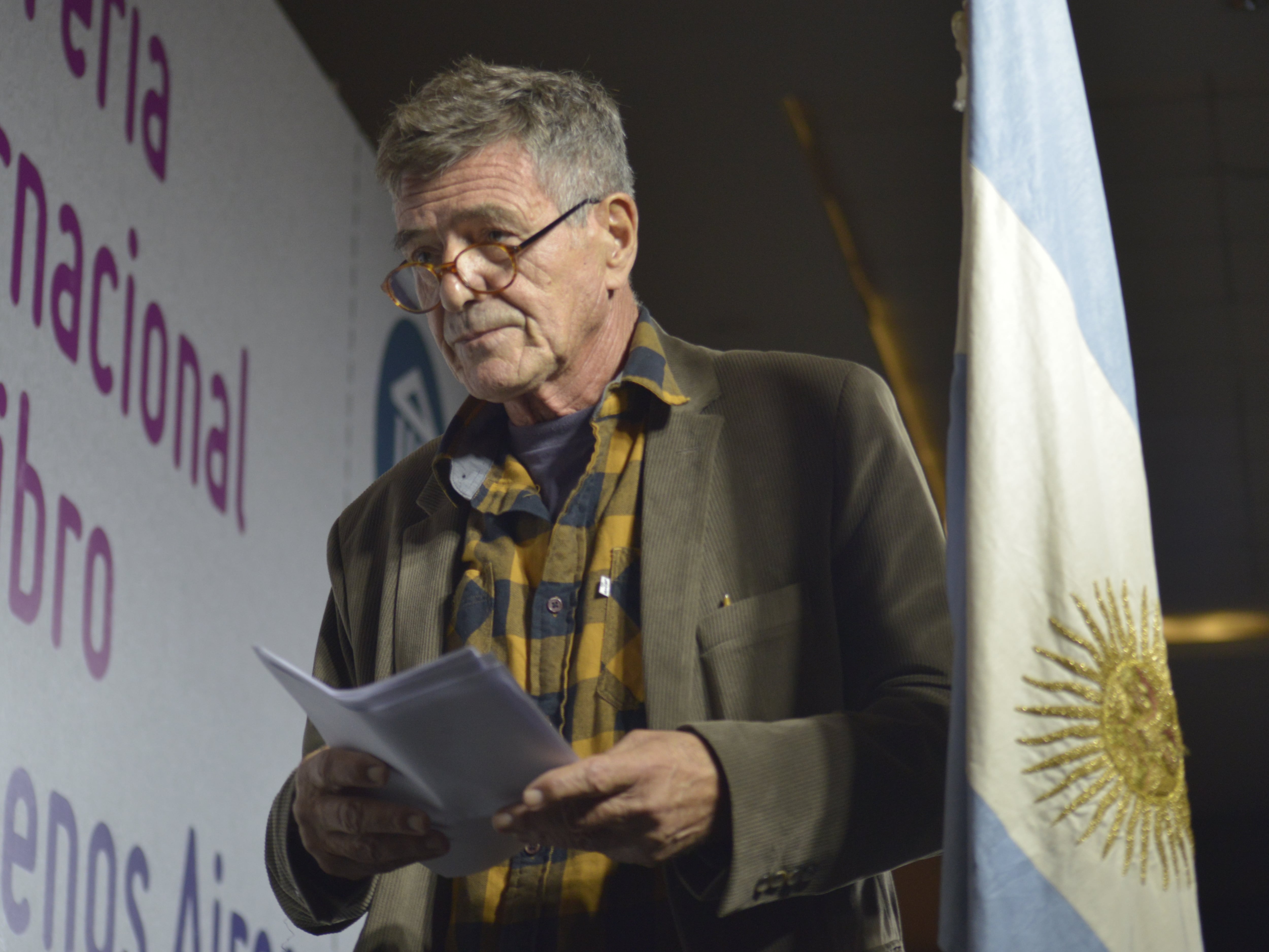 El argentino Guillermo Saccomanno se alza con el premio Alfaguara de novela 2025