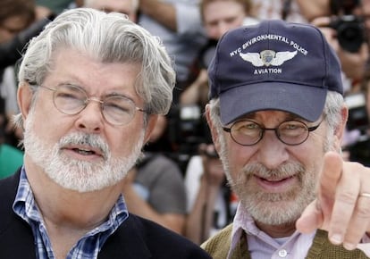 George Lucas (izquierda) y Steven Spielberg, en Cannes.