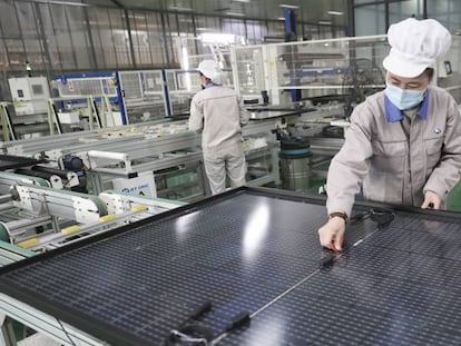 A plant that produces solar panels for export, in Lianyungang (Jiangsu province, China).