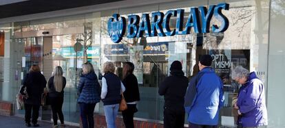 Oficina del banco británico Barclays.