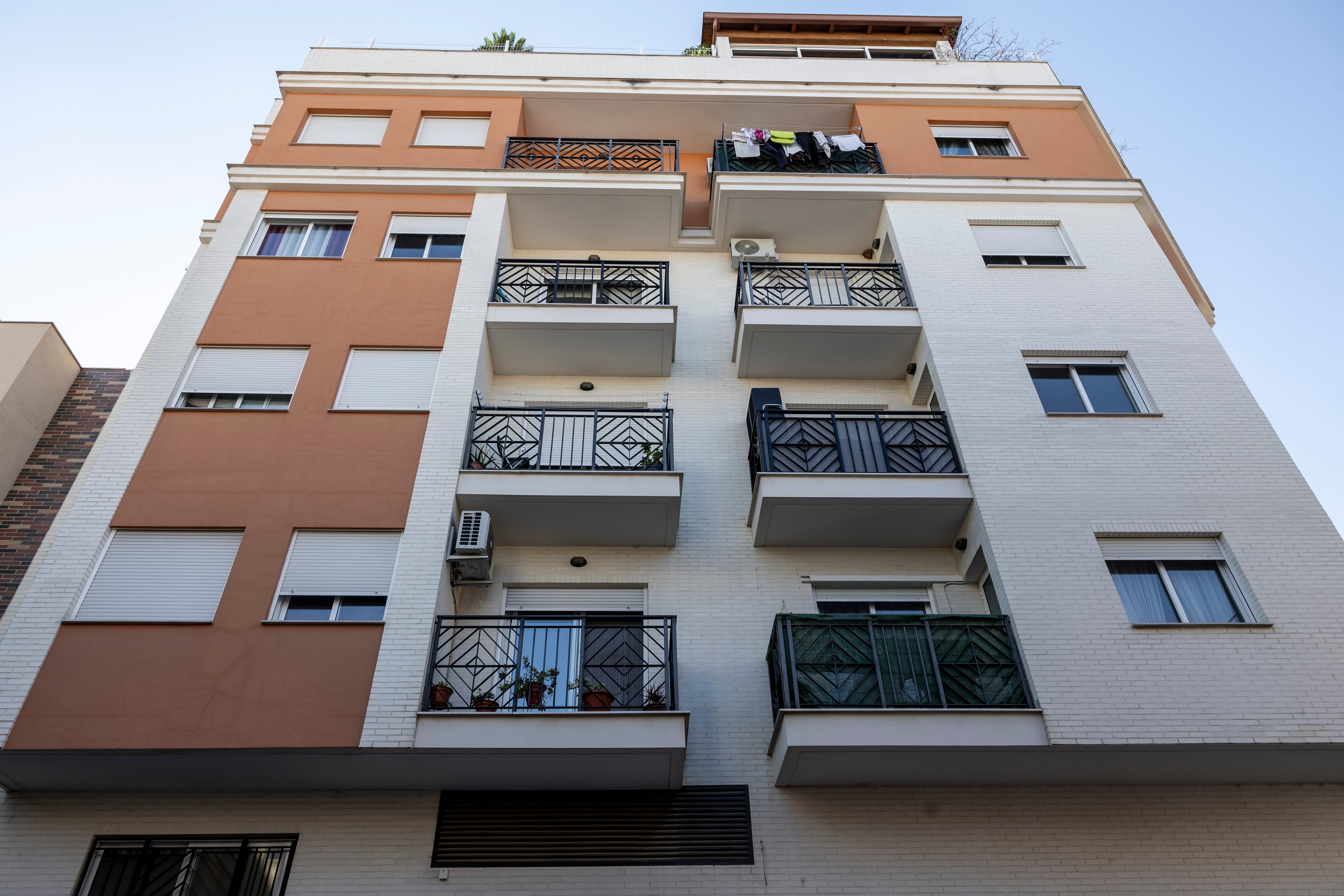 Un bloque de viviendas de Sareb en Riba-roja de Túria (Valencia), el pasado diciembre.