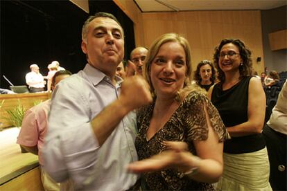 Roque Moreno y Etelvina Andreu, ayer, tras la votación.