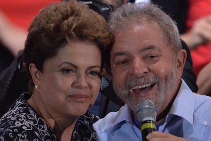 Dilma e Lula durante campanha em São Paulo, no dia 20.