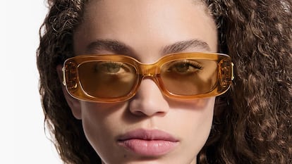 El modelo de gafas de sol S-Lock Cat Eye de Louis Vuitton.
