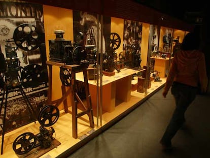 Una de las salas del espectacular Museo del Cine, donde se puede repasar la historia de la imagen en movimiento.