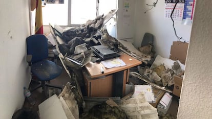 Desperfectos tras el desplome del techo de la comisaría de la Policía Nacional en Torrejón de Ardoz en 2020.
