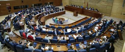 [CIUDAD]Panor&aacute;mica del hemiciclo de la Asamblea de Madrid.