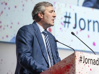 Ernesto Martínez, presidente del Instituto de Auditores Internos de España, durante su intervención en la apertura de las 24 Jornadas de Auditoría Interna, en Madrid. 