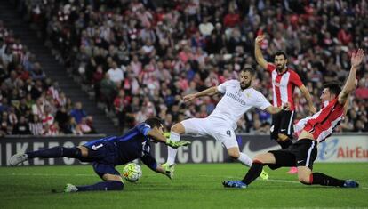 Benzema marca el 0-1 en San Mamés