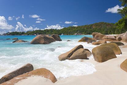 La playa de arena blanca de Anse Lazio, en la isla de Praslín.