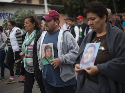 Familiares de desaparecidos marchan en Veracruz.